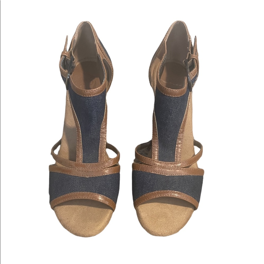 SUPER cute denim Aerosole heels size 9